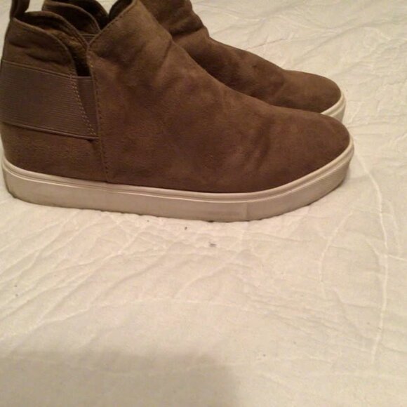 Soda Flat slip ons 8.5 - Picture 4 of 4